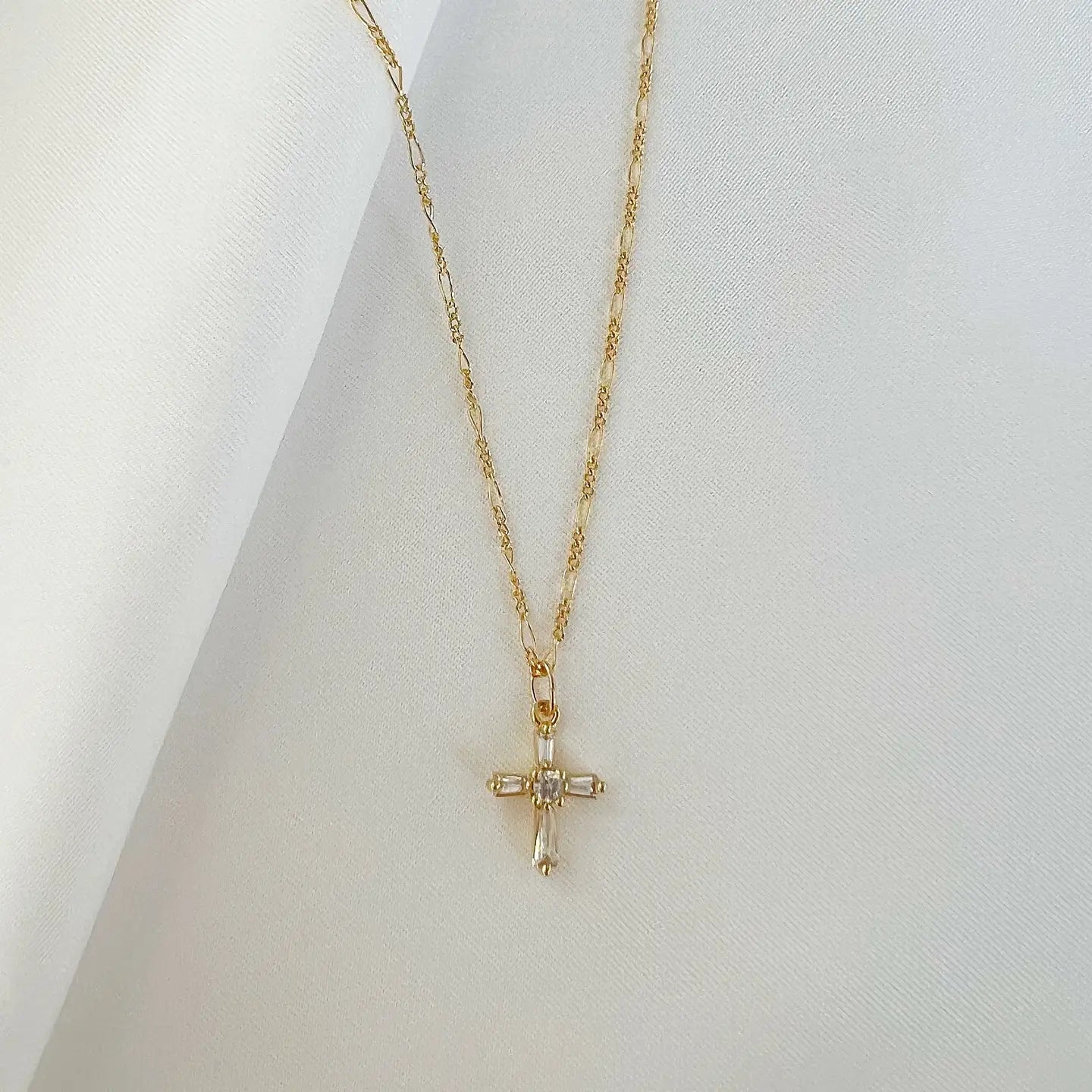 14K Gold Filled Cross Necklace – Dainty Baguette Cross